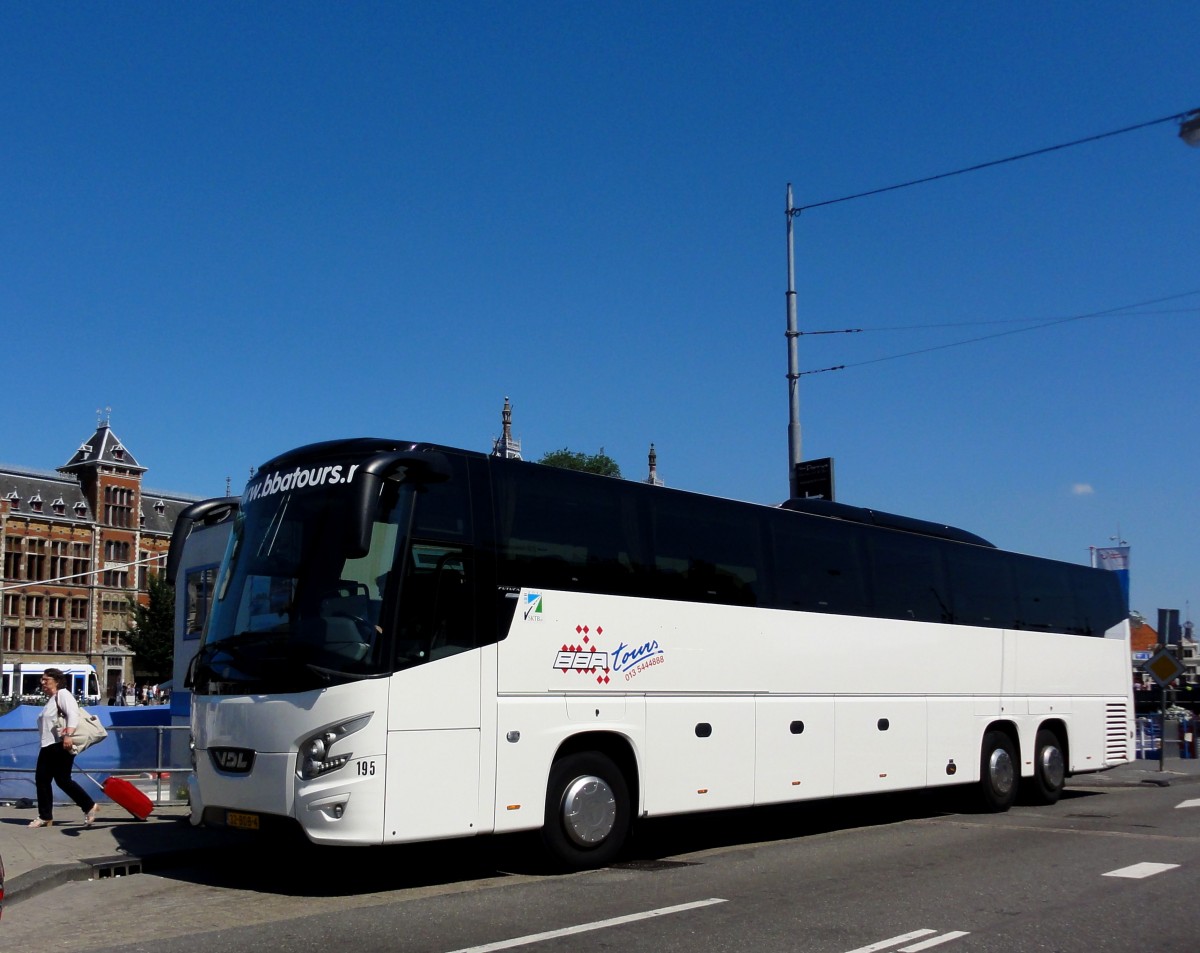 VDL Futura von BBA-tours/NL im Juli 2014 in Amsterdam gesehen.