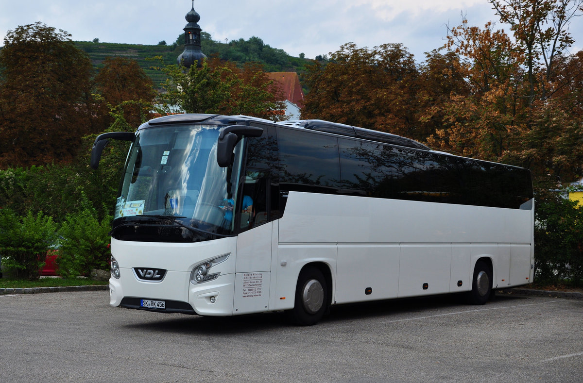 VDL Futura von Klinzing Reisen aus der BRD in Krems gesehen.