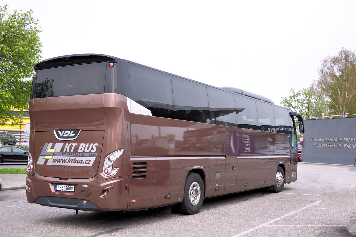 VDL Futura von KT Busz.CZ in Krems gesehen.