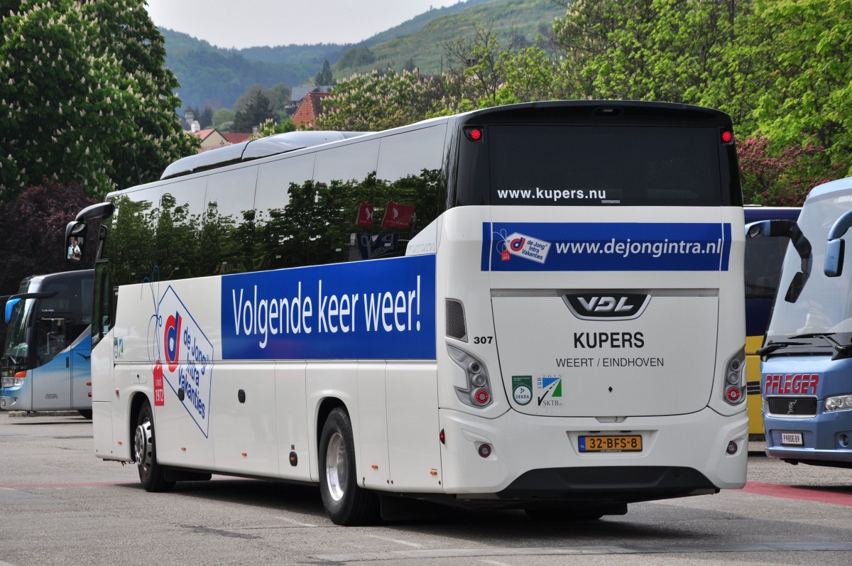 VDL Futura von Kupers.nl am 5.5.2015 in Krems.