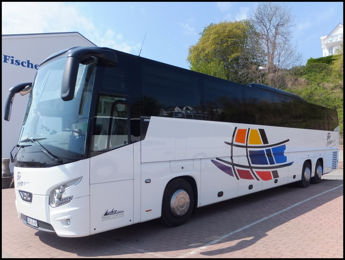 VDL Futura von Primo-Reisen aus Deutschland im Stadthafen Sassnitz.