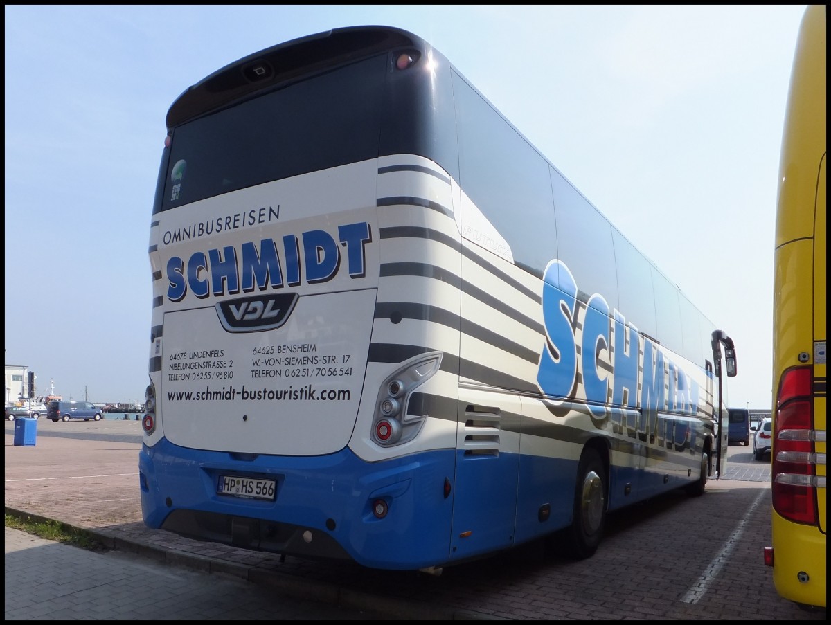 VDL Futura von Schmidt aus Deutschland in Sassnitz.