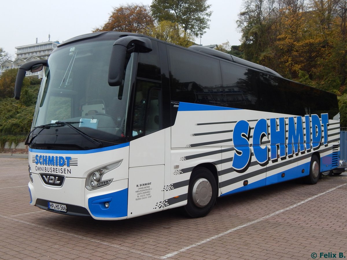 VDL Futura von Schmidt aus Deutschland im Stadthafen Sassnitz. 