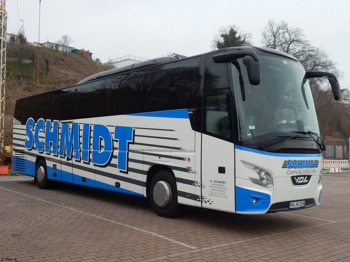 VDL Futura von Schmidt aus Deutschland im Stadthafen Sassnitz. 