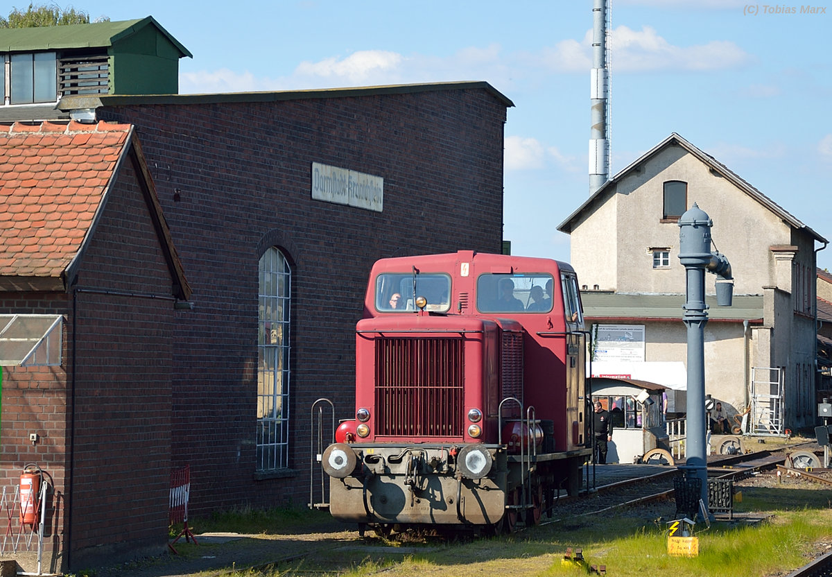 VL12 war an den Bahnwelttagen 2016, wie hier am 05.05. unterwegs für Führerstandsmitfahrten.