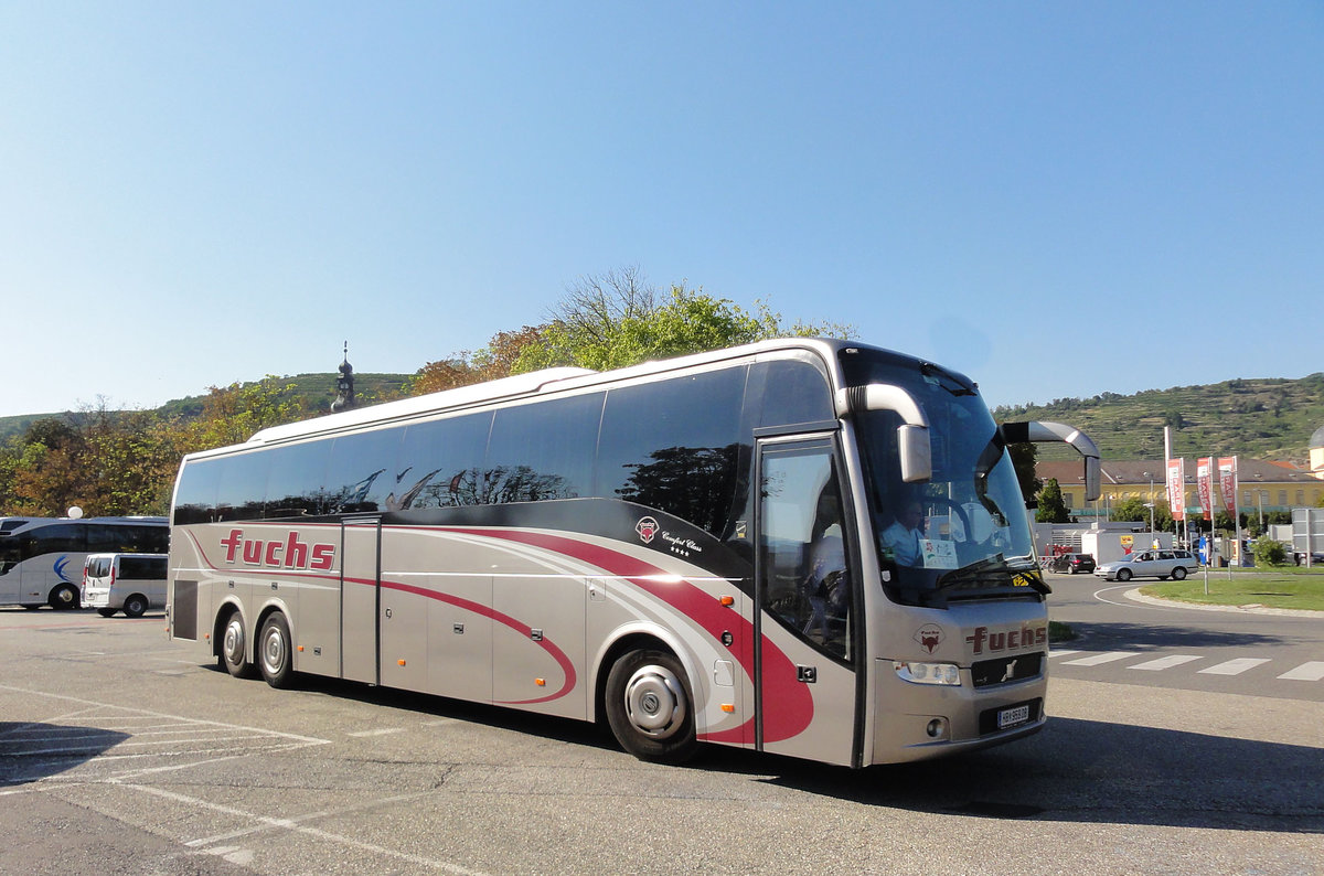 Volvo 9700 von Fuchs Reisen aus sterreich in Krems gesehen.