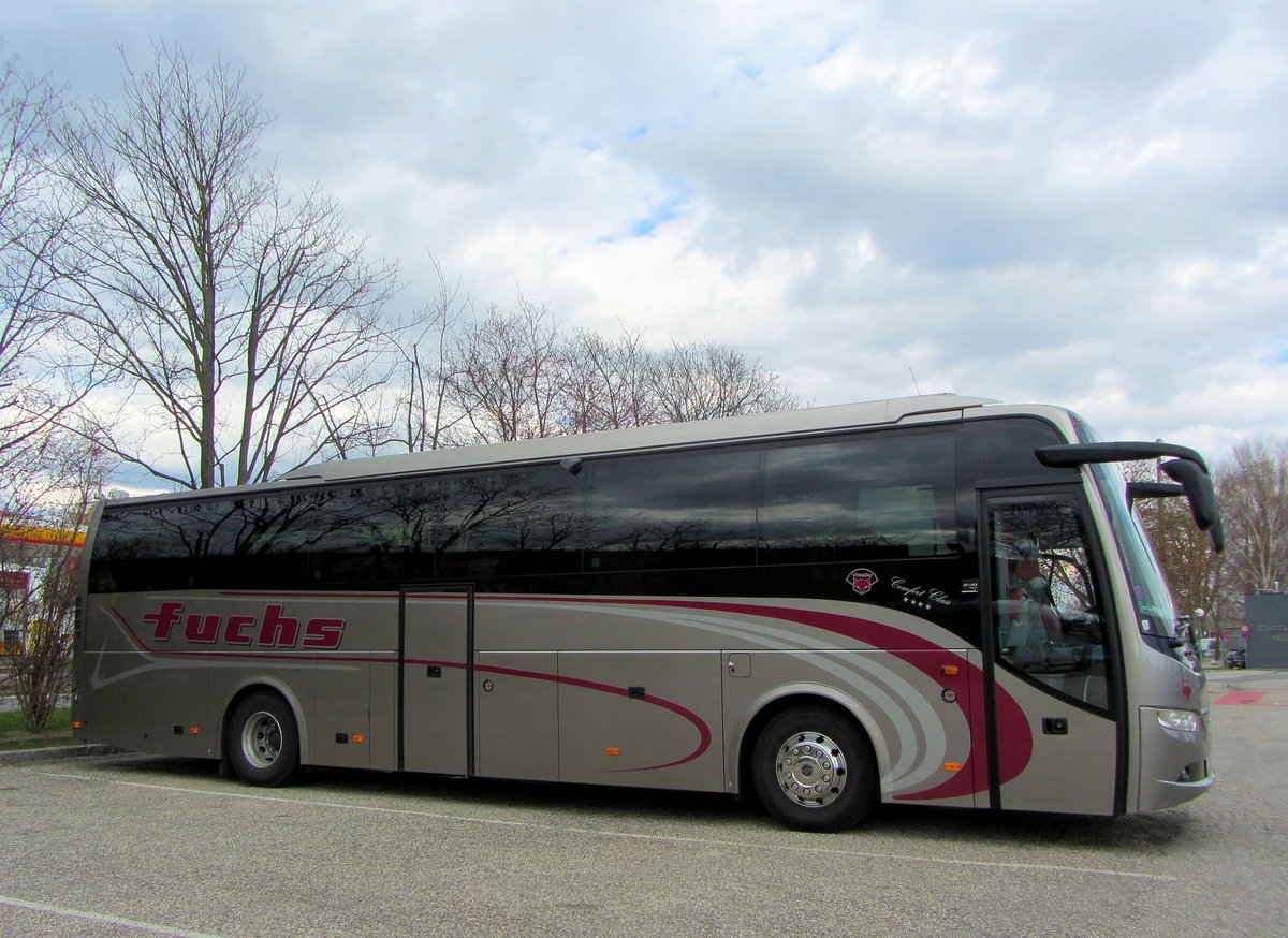 Volvo 9700 von Fuchs Reisen aus sterreich in Krems.