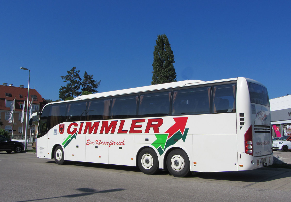 Volvo 9700 von Gimmler Reisen aus der BRD in Krems gesehen.