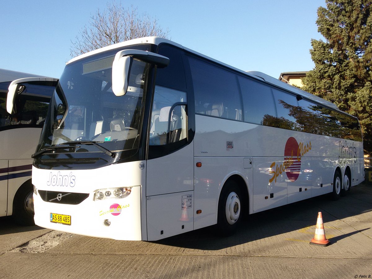 Volvo 9700 von John's aus Dänemark in Sassnitz.