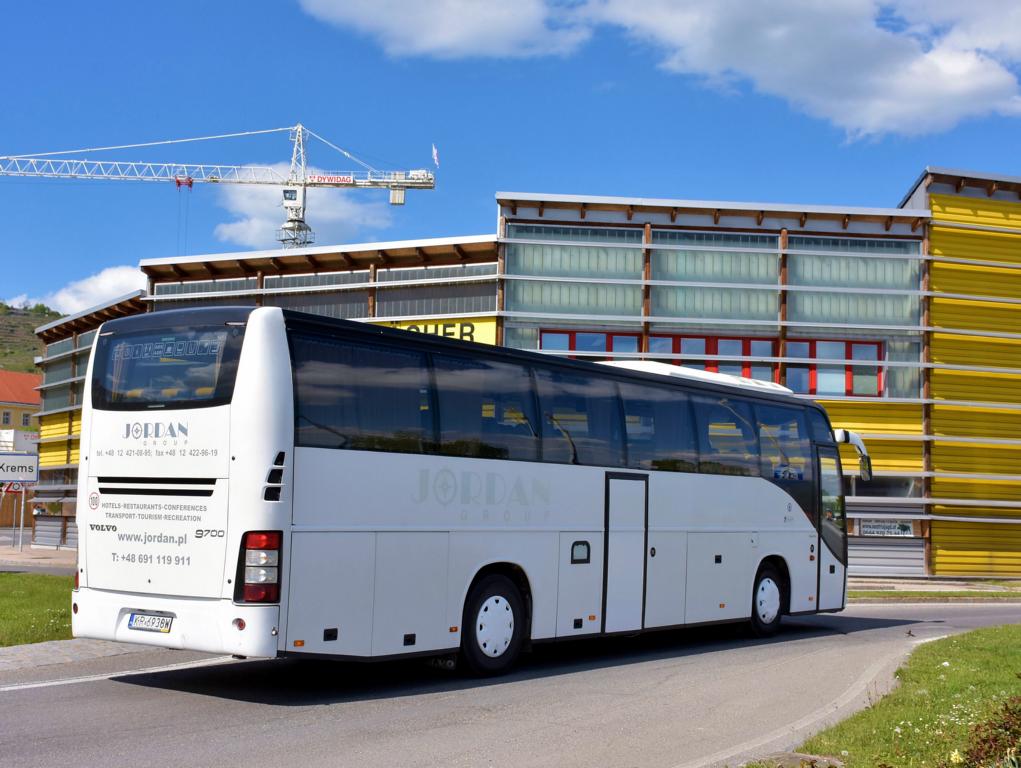 Volvo 9700 von Jordan Reisen aus PL in Krems.