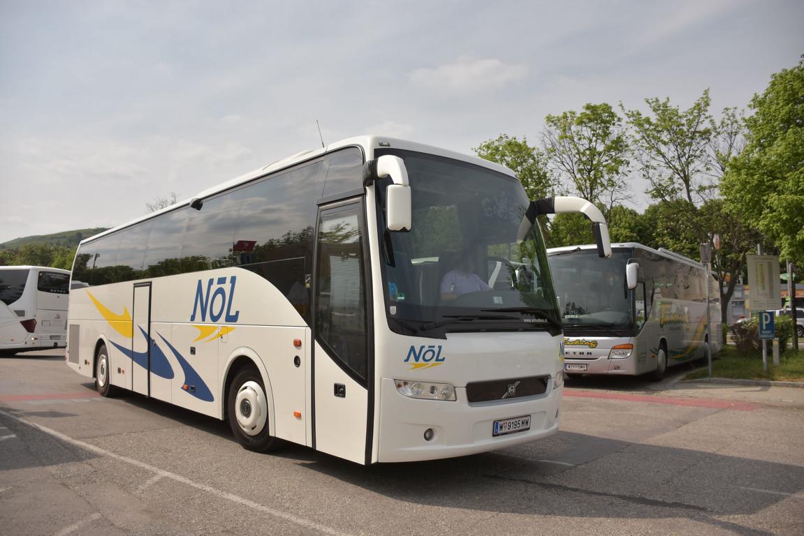 Volvo 9700 von NL Reisen aus Wien im Mai 2018 in Krems.