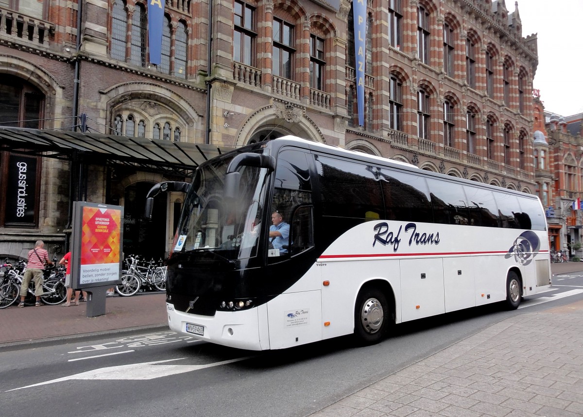 Volvo 9700 von Raf Trans im Juli in Amsterdam unterwegs.