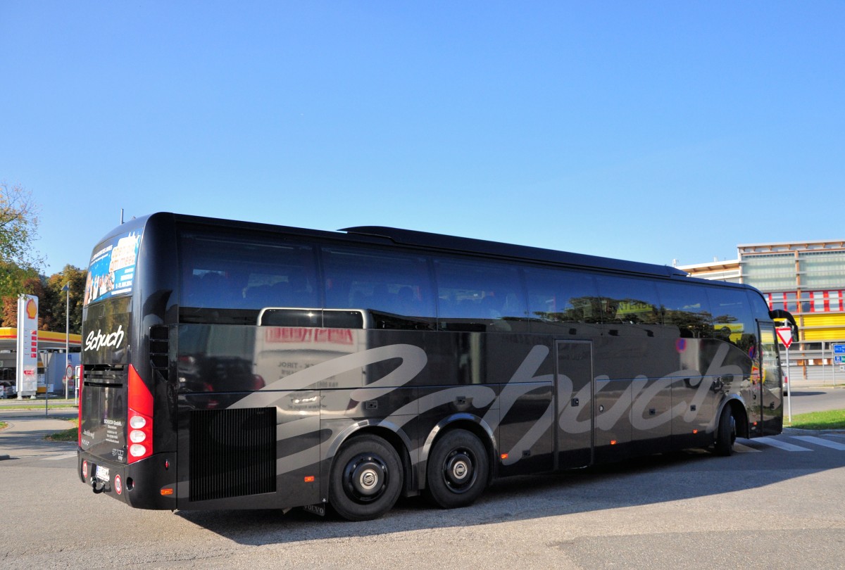 Volvo 9700 von Schuch Reisen aus sterreich im Herbst 2013 in Krems.