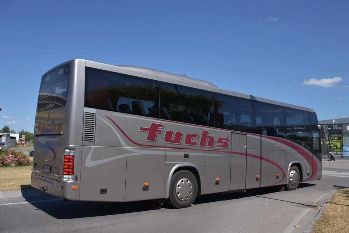 Volvo 9900 von Fuchs Reisen aus sterreich 6/2017 in Krems.