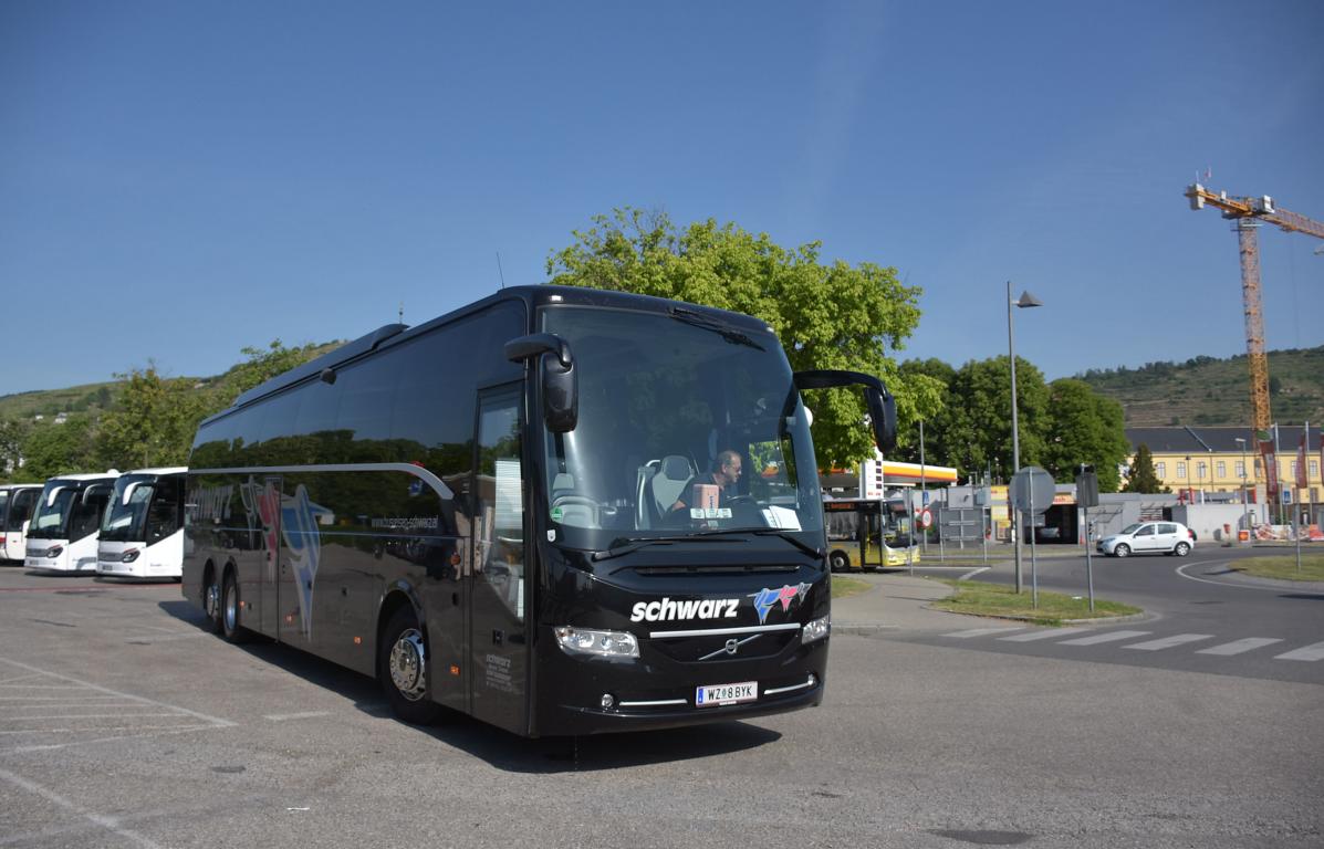 Volvo 9900 von SCHWARZ Reisen aus sterreich.