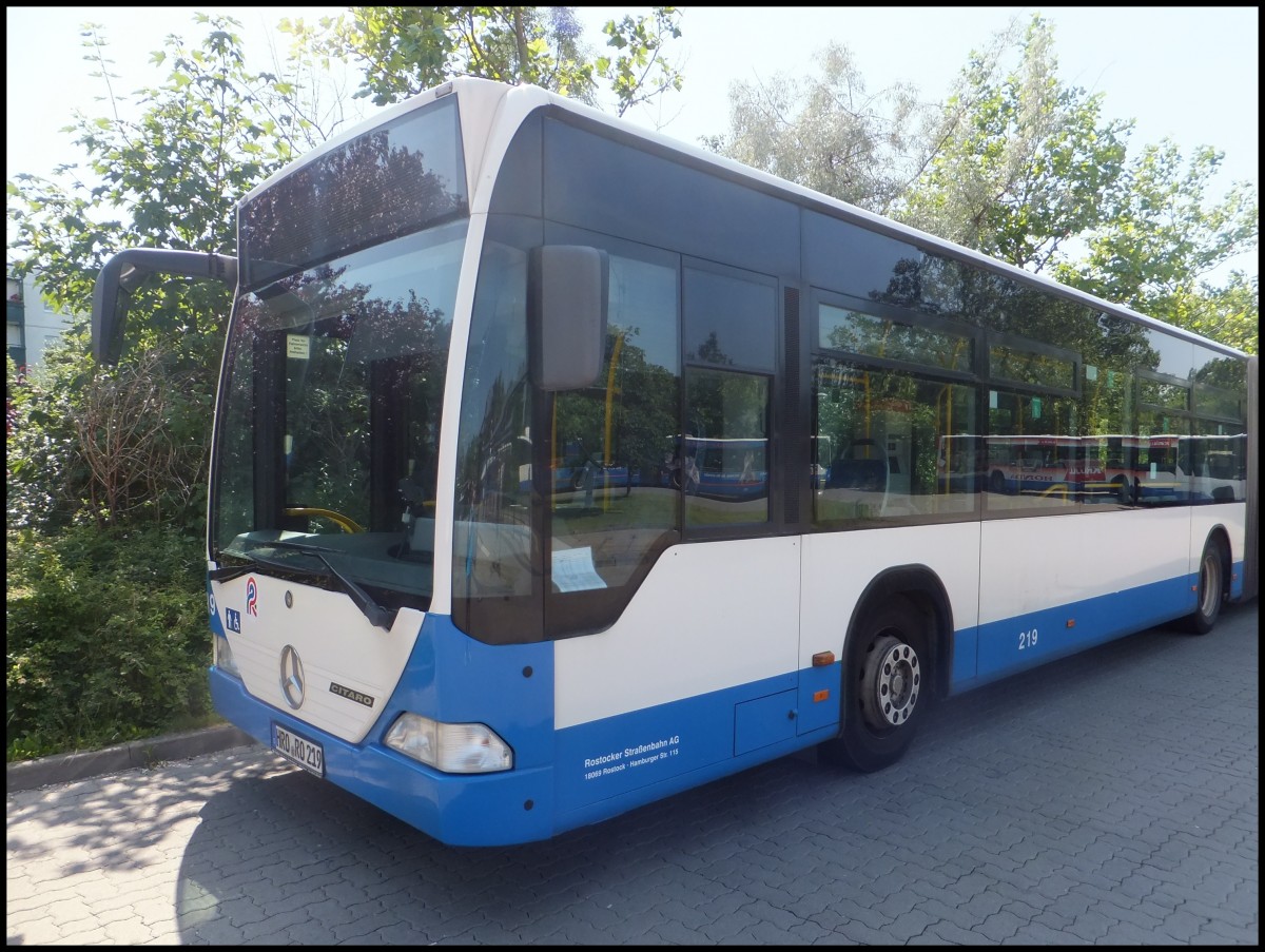  Vorderteil  eines Mercedes Citaro I der Rostocker Straenbahn AG in Rostock.