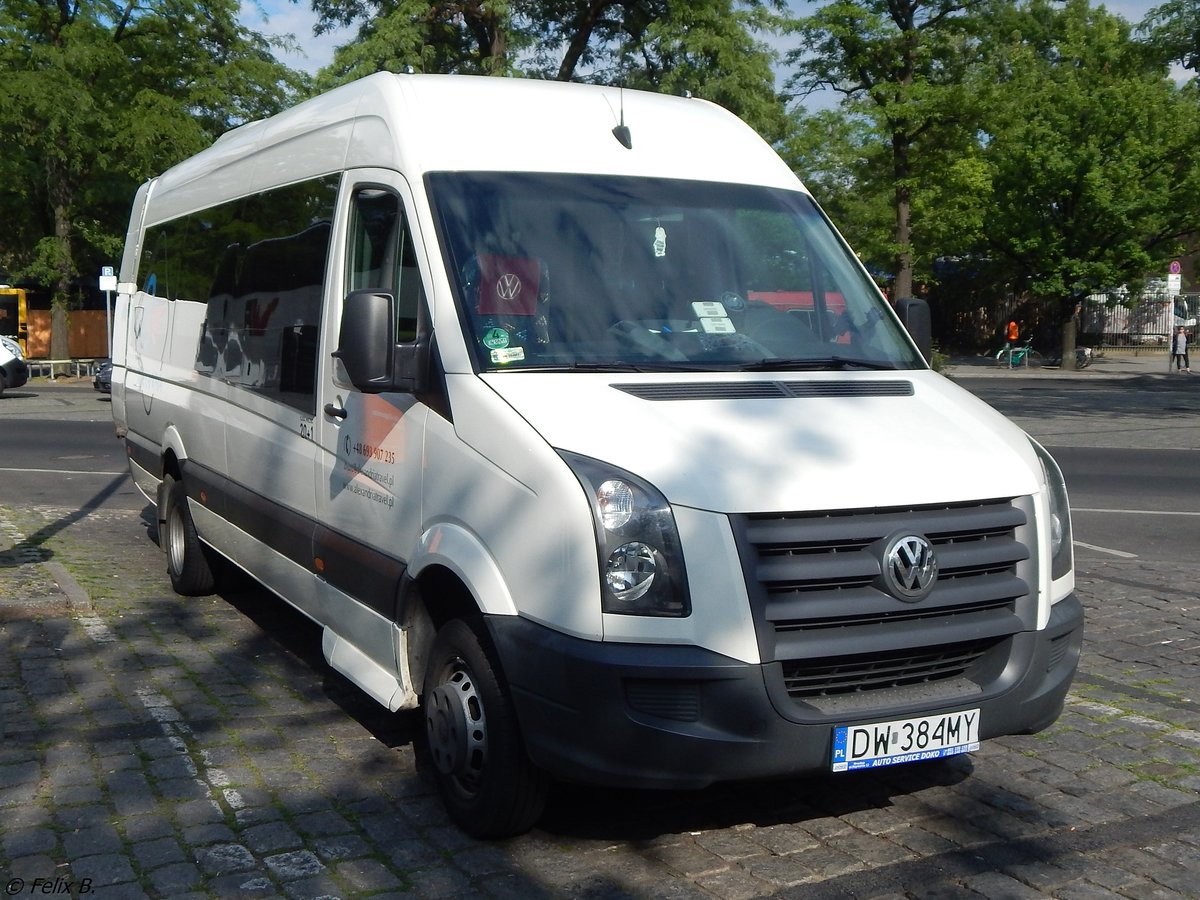 VW Crafter von Alexandria Travel aus Polen in Berlin.