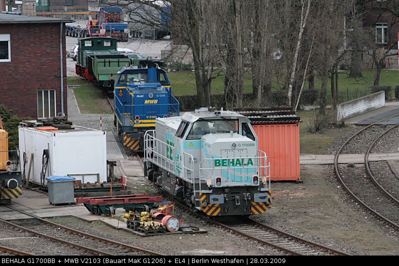 BEHALA G1700BB, MWB V2103, EL4 fein aufgereiht (Berlin Westhafen, 28.03.2009).