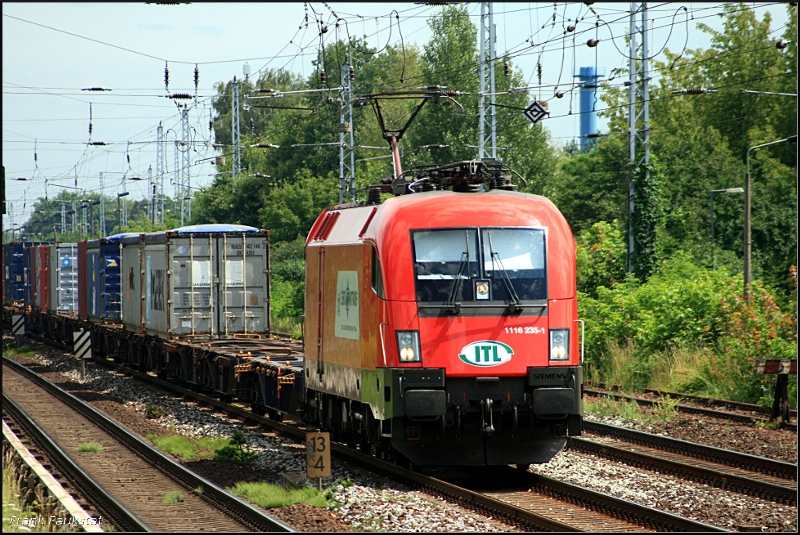 ITL 1116 235-1 mit Containerzug Richtung Berlin (Berlin Hirschgarten, 14.07.2009)