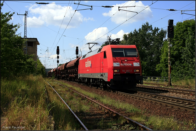 Railion 152 097-2 mit Tads-Wagen Richtung Genshagener Heide (DB Schenker Rail Deutschland AG, gesichtet Nuthetal-Saarmund 05.08.2009)