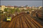 ITL 185 543-6 schl�ngelt sich am 12.04.2014 mit einem Cerealien-Zug durch das Gleisvorfeld in Dresden-Friedrichstadt