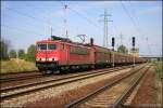 DB 155 256-1 mit Seitenschiebewandwagen (Berlin Sch�nefeld, 15.08.2009 - Update: In Leverkusen-Opladen am 05.11.2013 zerlegt)