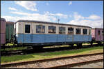 Dieser zweiachsige Speisewagen ČSD WRlm 4-6998 stand am 21.05.2022 im Eisenbahnmuseum Jaroměř.