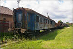 Am Rahmen des Schnellzugwagens auf einem Abstellgleis im Eisenbahnmuseum Jaroměř fand sich diese eigenartige Nummer: 89 80 026-5.