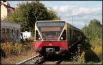 DB 480 562-8 auf der S25 nach Schönholz.