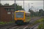 ODEG VT 650.75 / 650 075 fährt auf das Signal Hl 3a zu, das hier vor dem Karower Kreuz selten geschaltet wird. Es bedeutet Fahrt mit 40 km/h, dann mit Höchstgeschwindigkeit weiter (gesehen Berlin Karow 18.06.2011)