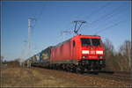 DB Cargo 185 246-6 fuhr mit dem  LKW Walter -KLV am 06.04.2018 durch die Berliner Wuhlheide