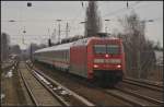 DB Fernverkehr 101 065 mit einem IC Richtung Berlin-Gesundbrunnen am 30.03.2013 in Berlin-Karow