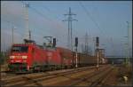 DB Schenker 152 082-4 mit gemischtem Gterzug (gesehen Berlin Schnefeld Flughafen 21.11.2010)