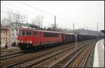 DB Schenker 155 152-2 mit Eas-x-Wagen Richtung Frankfurt/Oder (gesehen Berlin Köpenick 18.02.2011)