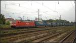 DB Schenker 185 278-9 mit dem LKW-Walter-Zug bei der Durchfahrt Magdeburg Hbf am 09.09.2011