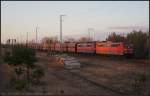 DB Schenker 151 025-4 und 151 022-1 mit dem  Erzbomber  am 22.03.2012 in der Berliner Wuhlheide