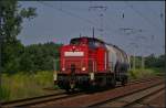 DB Schenker 298 303-9 mit einem Kesselwagen am 27.07.2012 in Berlin Wuhlheide