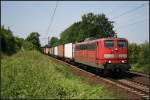 DB 151 061-9 und einem Containerzug (gesehen Lehrte-Ahlten b.