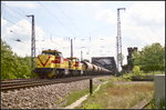 MEG 218 / 275 218-6 und MEG 212 mit Silowagen am 21.05.2016 am Abzweig Elbbrücke (NVR-Nummer 92 80 1275 218-6 D-MEG)