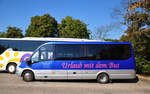 Kleinbus Iveco Irisbus von Michael Vogt aus der BRD in Krems gesehen.