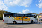 Mercedes Tourismo von LINDER Reisen aus der BRD in Krems.