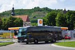 Mercedes Travego von der Molnar Travel.hr in Krems gesehen.