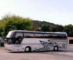 Neoplan Cityliner aus Polen am 13.8.2013 in Krems an der Donau.