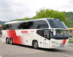 Neoplan Cityliner von Global Travel Hungary in Krems gesehen.