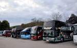 5 mal Tieber in Krems am 20.9.2014.Rechts ein Van Hool T9 dann ein Setra 516 HDH,Neoplan Cityliner und 2 Van Hool`s