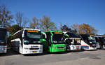  Dnenbesuch  in Krems,links ein Volvo 9700.