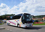 Neoplan Tourliner von Weingartner Reisen aus der BRD in Krems unterwegs.