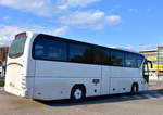 Neoplan Tourliner aus Ungarn in Krems.