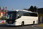 Scania Touring aus der CZ in Krems.