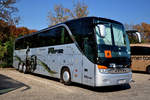 Setra 417 HDH von Pfeifer Reisen aus sterreich in Krems.